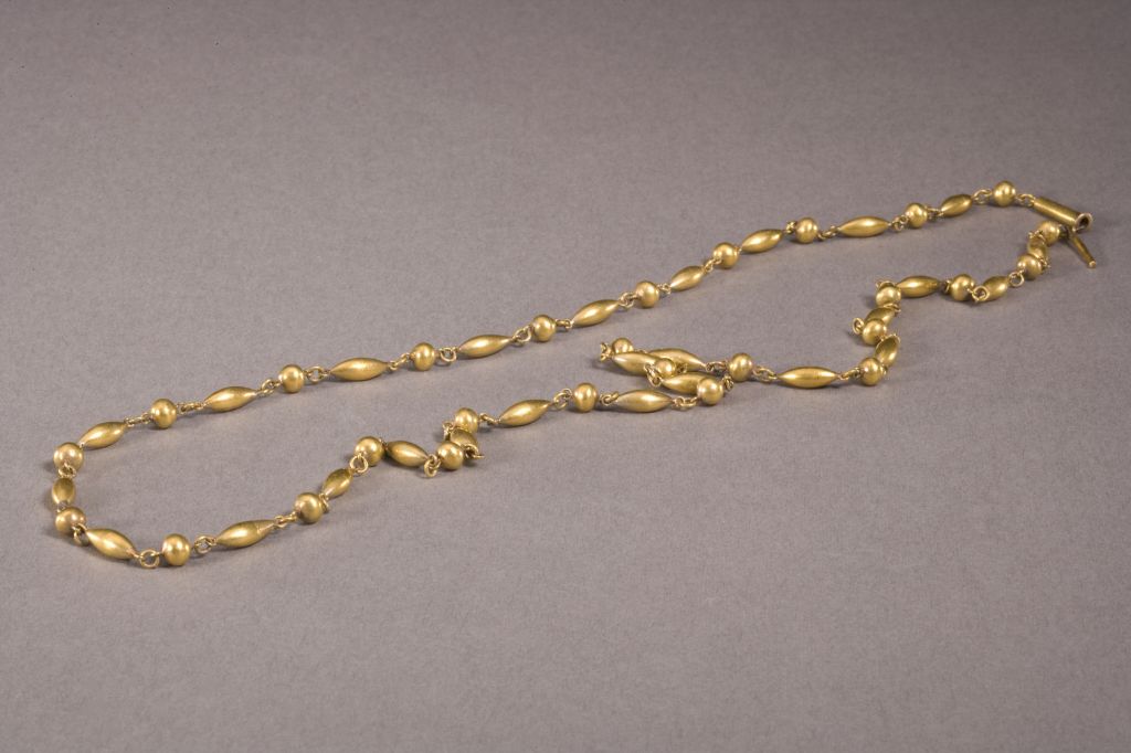 图片[1]-Gold necklace-China Archive